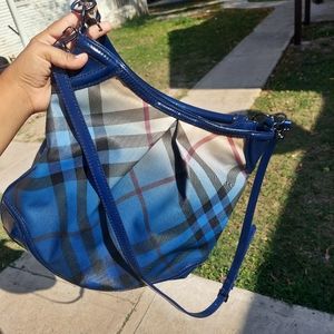 Burberry Authentic crossbody/purse